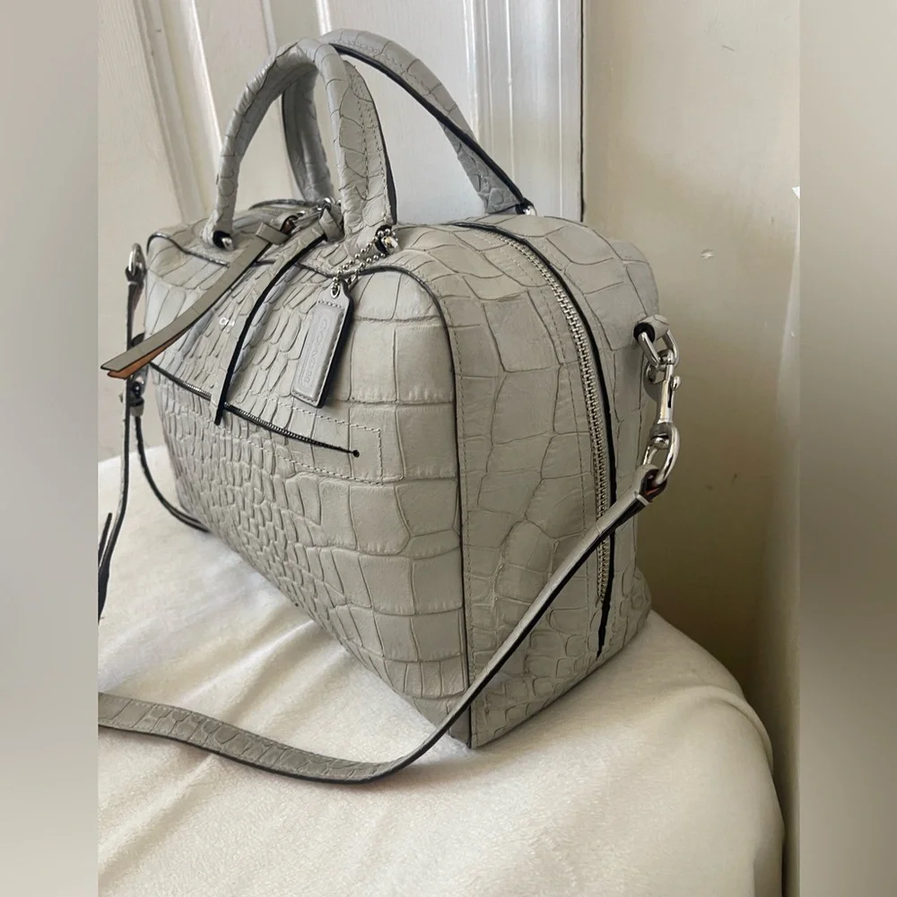 Coach Bleecker Pinnacle Toaster Satchel in Matte Croc Embossed Leather EUC - Picture 4 of 15